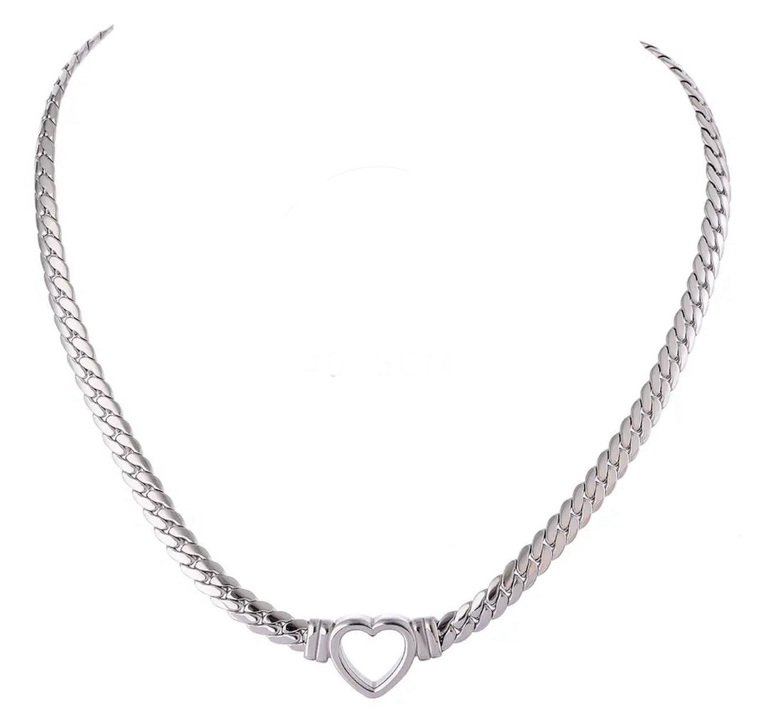 Amore Necklace